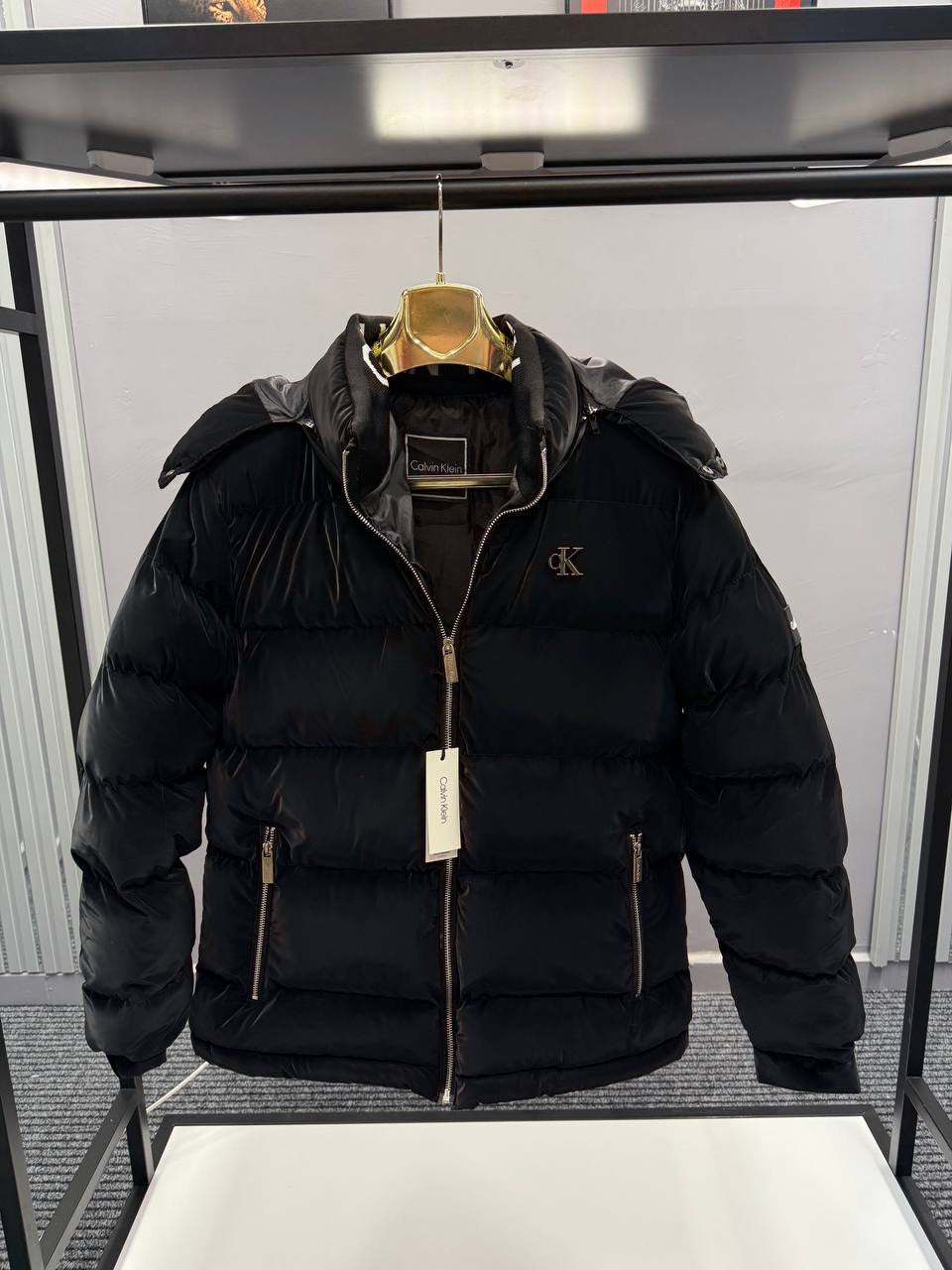 CALVIN KLEIN ΜΠΟΥΦΑΝ #38