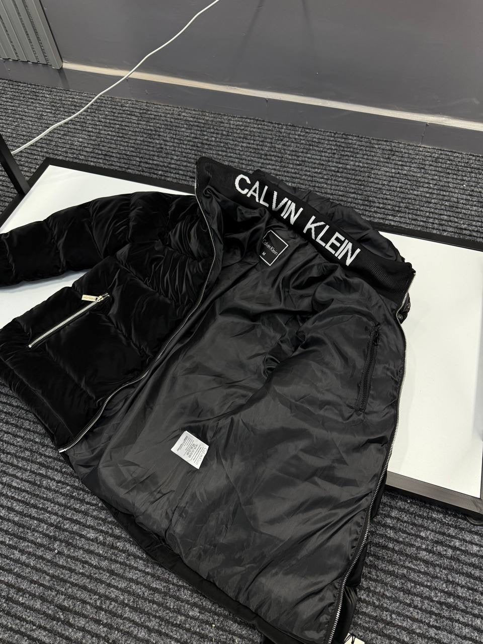 CALVIN KLEIN ΜΠΟΥΦΑΝ #38